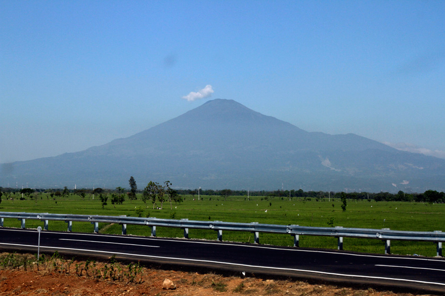 Daftar Gunung di Jawa Barat Gunung Cereme (www.himalaya.web.id)