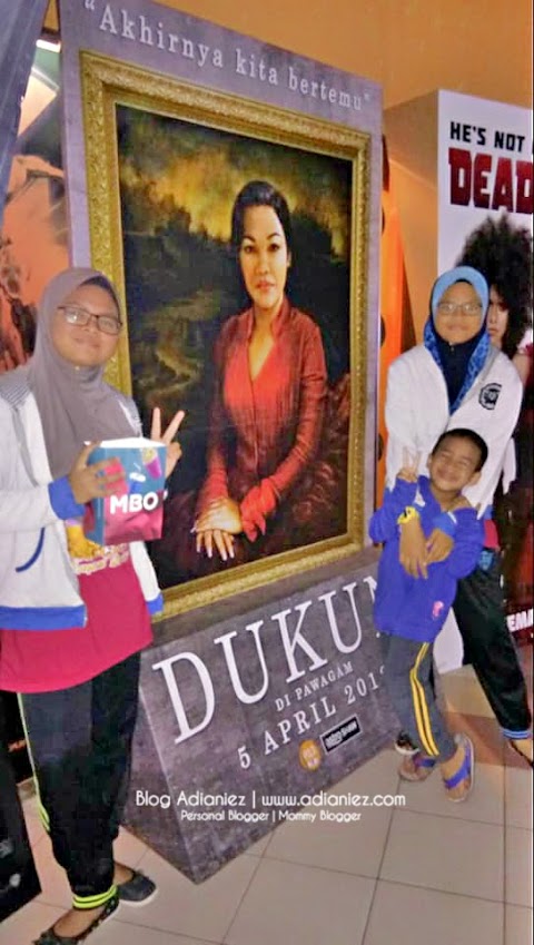 Review Wayang | Dukun