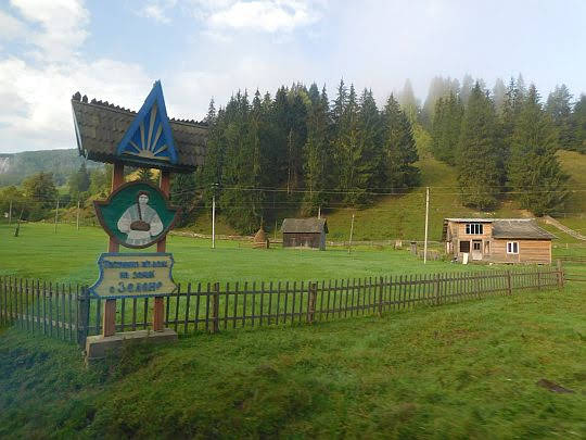 Wieś Zelene (ukr. Зелене).