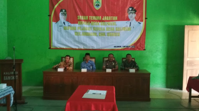 Serah Terima Kades Kaliwedi
