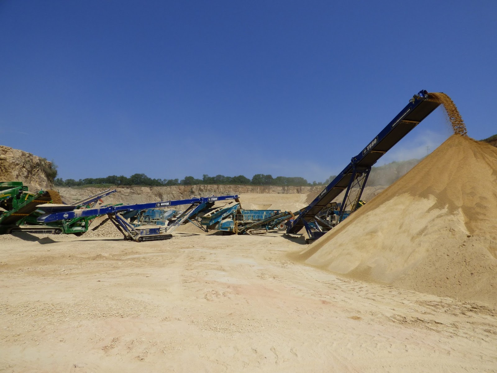 Aggregate And Sand Suppliers in QATAR