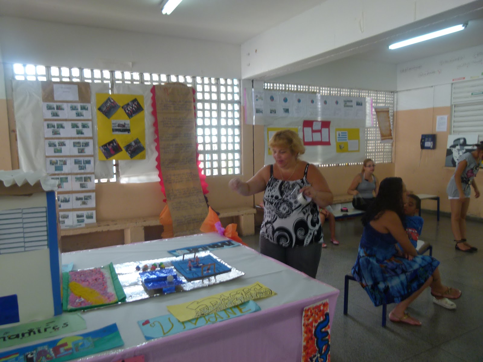 E.E. Prof. Délcio de Souza Cunha: Projeto - Minha escola, nossa história
