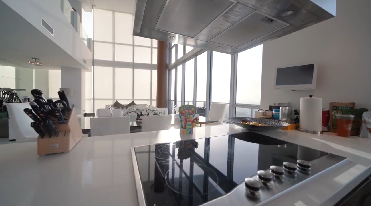 13 Photos vs. 1100 Biscayne Blvd. #6307, Miami Condo Interior Design Tour