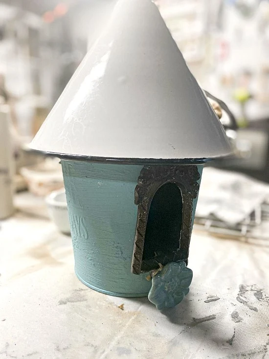 Make a DIY Enamelware Birdhouse 