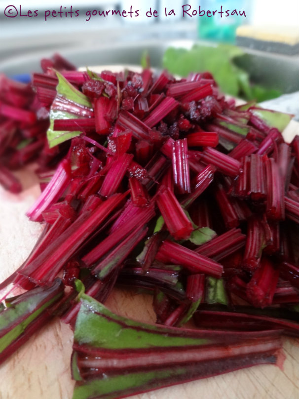 Les petits gourmets de la Robertsau Que faire avec des fanes de betteraves ? Tarte salée aux