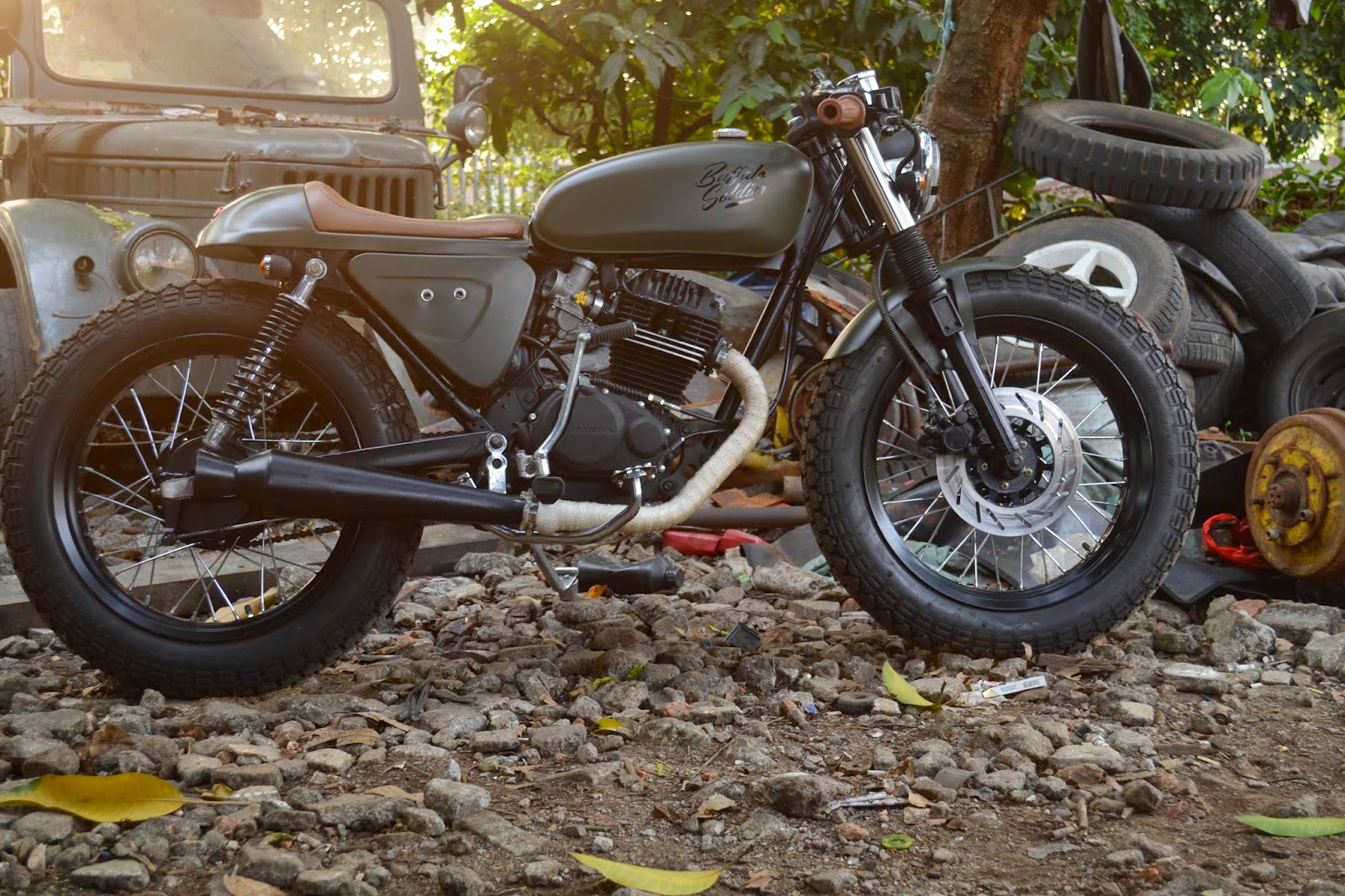 Honda win 100 Cafe Racer