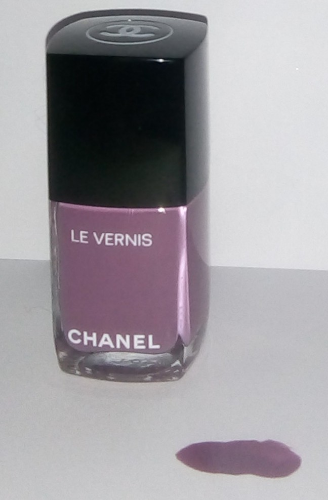 Soft Touch – Nail The Look – CHANEL Beauty
