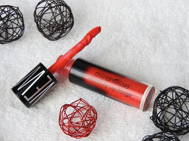 Mineresse - Mattfinity Lip rouge/New York 3 produits lèvres au banc d'essai #2 ( Miss Cop, The Body Shop, Mineresse )