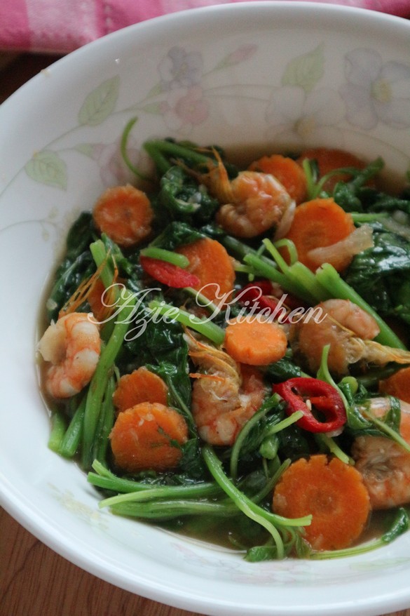 Sayur Bayam Goreng Ala Fasha Sandha Azie Kitchen