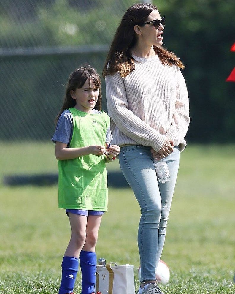 Dilkhush Reporter Age Wiki Photos And Biography Filmifeed Later on, dilkhush reporter appeared as mrs. dilkhush reporter age wiki photos