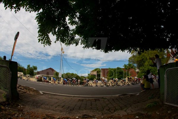 tour de singkarak 2012