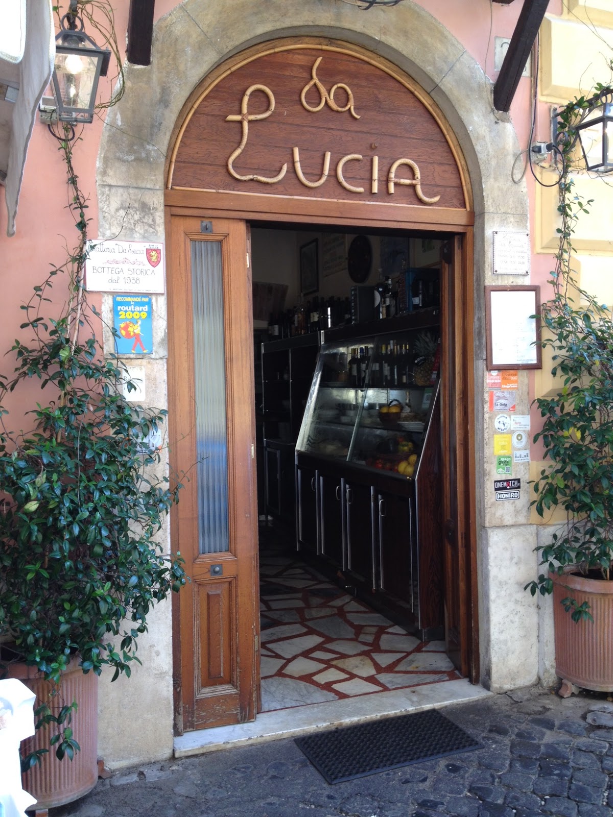 Trattoria Da Lucia - Róma legjobb tésztája 1. ~ Baklavaria Café