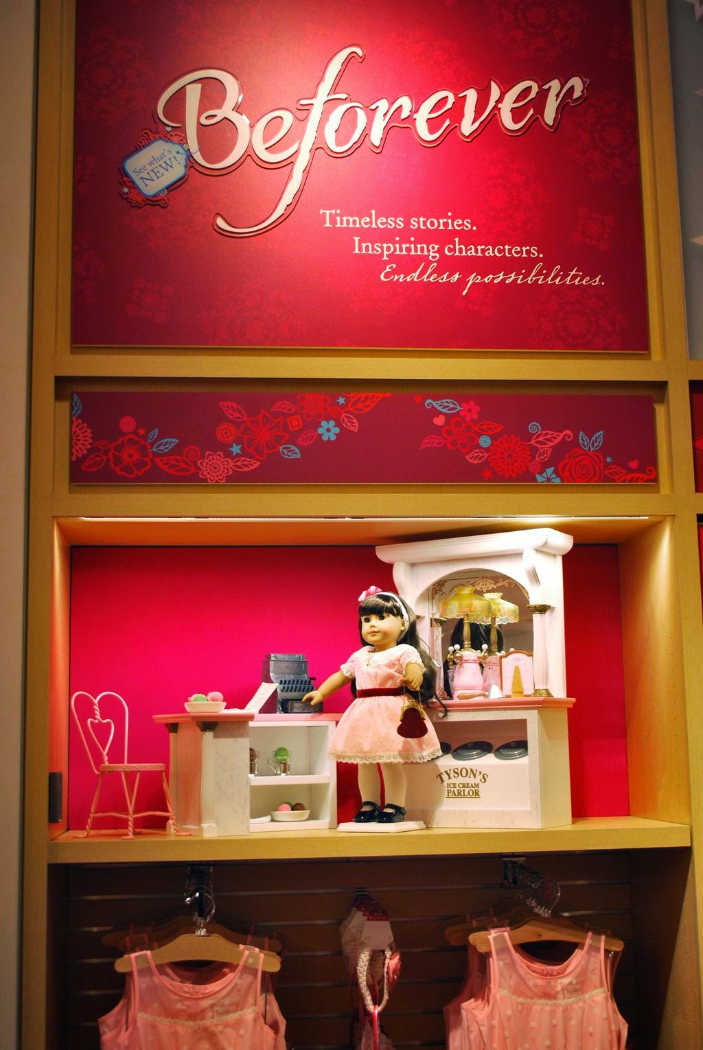 Living A Doll's Life *In Store Report* Peek Inside AGP NC + Holiday
