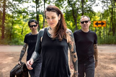 Laura Jane Grace And The Devouring Mothers Band Picture