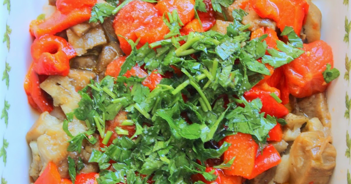 Nesrin&amp;#39;s Küche: Gegrillte Auberginensalat mit Tomaten und Paprika ...