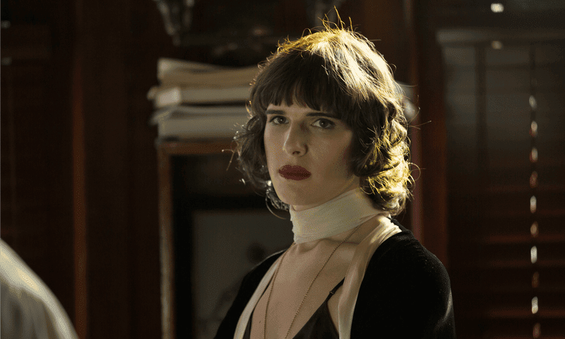 Cyrsti&rsquo;s Condo: Hari Nef