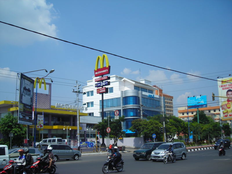 Review Kuliner Semarang: Direktori: Mc Donald