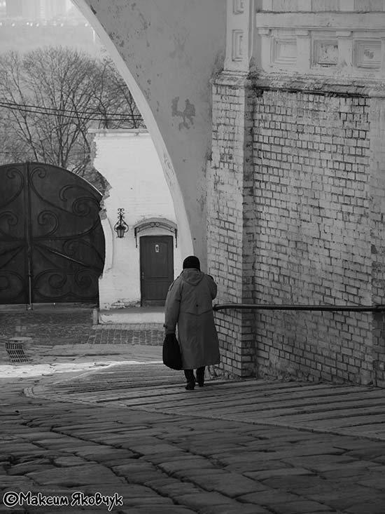 Фотограф Максим Яковчук: Архівне фото: Ранкова прогулянка. Київ. (22 березня 2008 року)