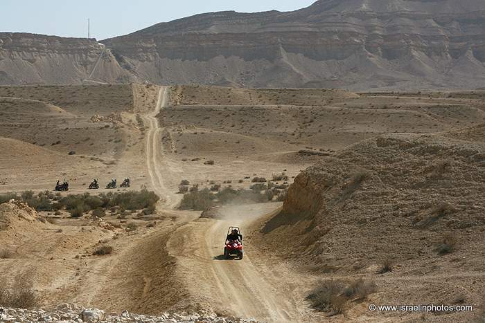 Israel in photos HaMakhtesh HaGadol (The Big Crater)