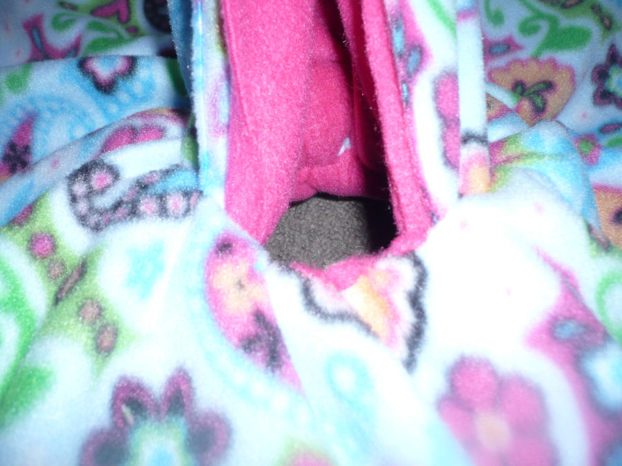 Crafty Mommy At Home NoSew Two Layer Fleece Poncho