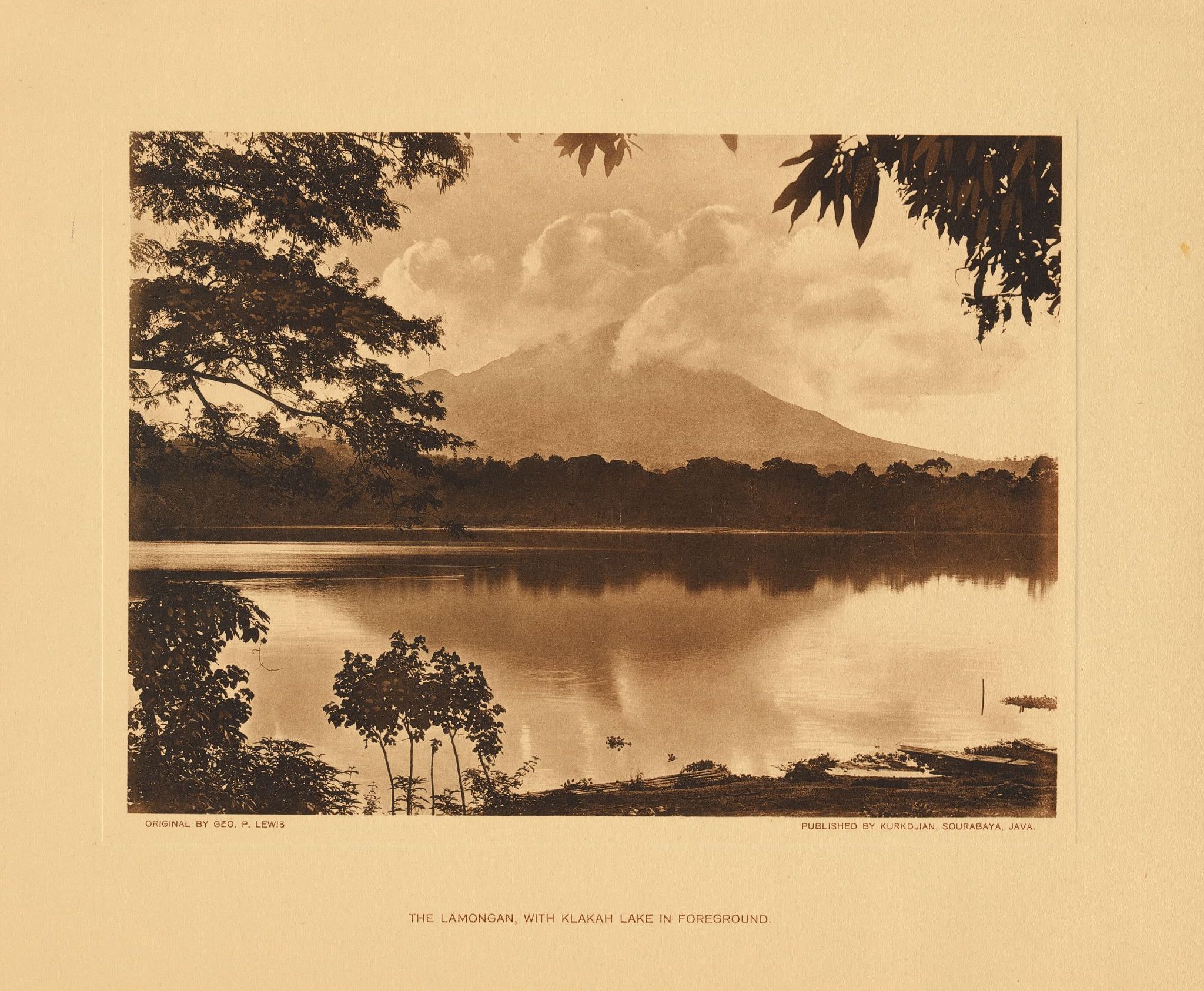 Indonesia Zaman Doeloe Dari buku foto tentang Priangan dan Jawa Timur