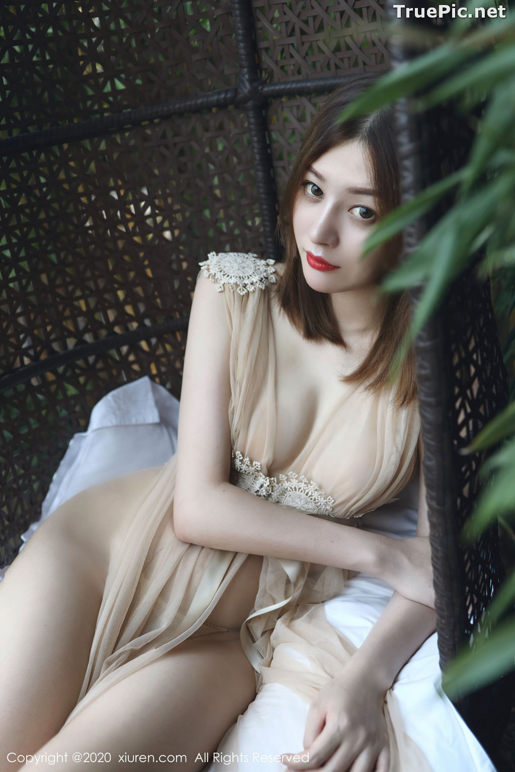 Image XIUREN No.2623 - Chinese Model - 樱花Elsa - Thin Transparent Silk - TruePic.net - Picture-4