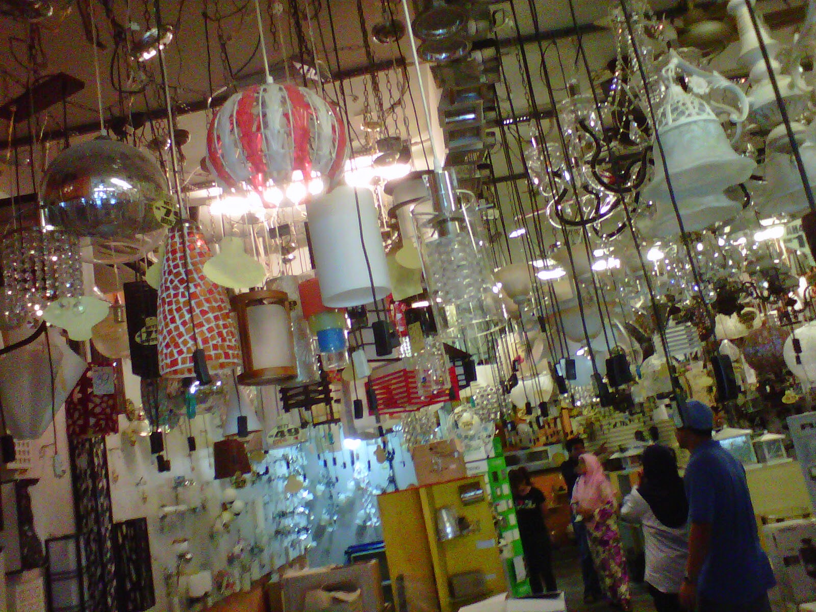 Sesuka Hati Ku kedai lampu house of lighting di puchong