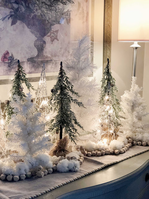 DesignsandEvents: Decorating the House for the Season