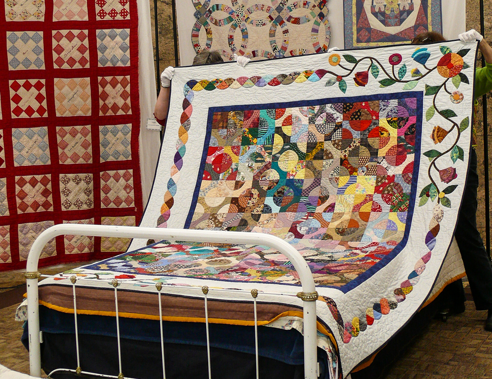 Anchorage Log Cabin Quilters, Inc. Handquilted Quilts and Bed Turning