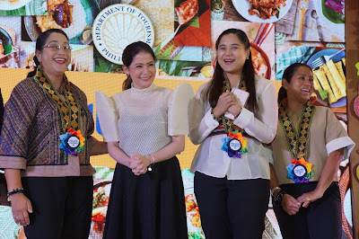 Guest of Honors during the SM Megamall event wearing our rainbow lei Guest of Honors during the SM Megamall event wearing our rainbow rosette ribbon lei for guest of honors
