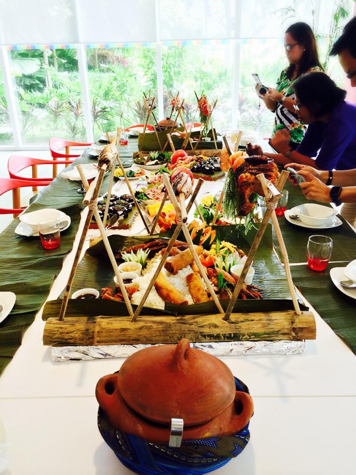 Kadayawan Special Supersize Boodle Fight at Park Inn by Radisson ...