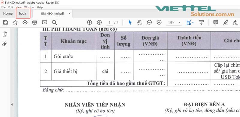Hình 8 - Chọn Tools trên Acrobat Reader DC để ký điện tử