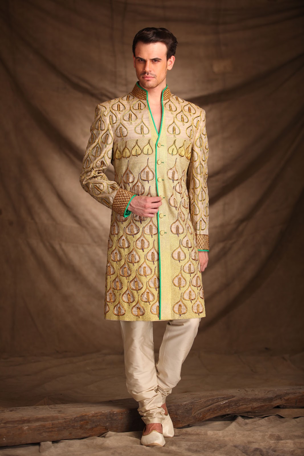 Groom Sherwani | Indian Sherwani | New Sherwani Designs ...
Groom Sherwani Designs