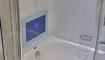 Decoraciones y mas: Modernos y Elegantes Estilos de Baños con TV en el 2013