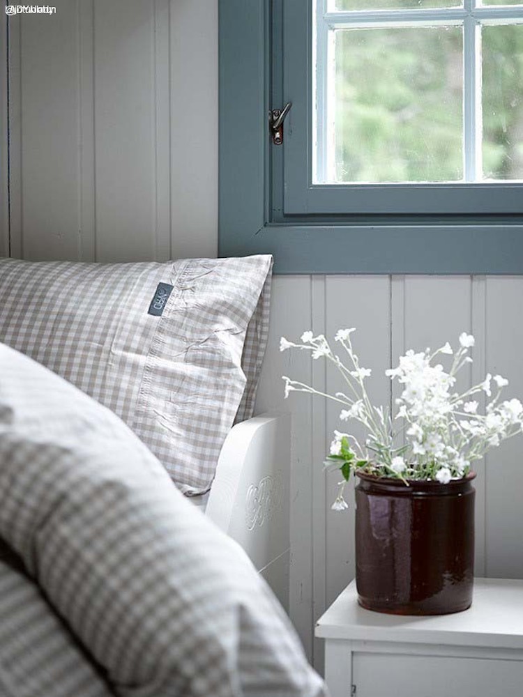 Before and After: A Traditional Norwegian Cabin Gets a Beautiful Colour Update