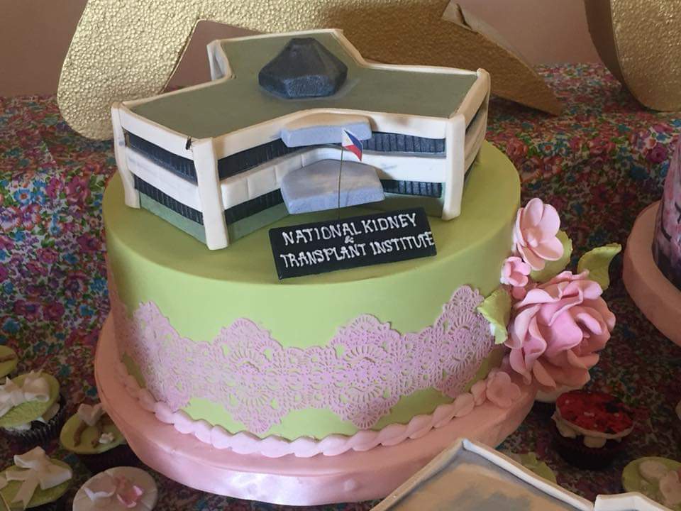 Cake that features the National Kidney and Transplant Institute