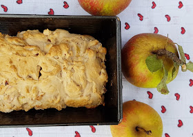 Rezept: Apfelbrot aus der Kastenform. Äpfel verwerten klappt bei diesem Brot super!