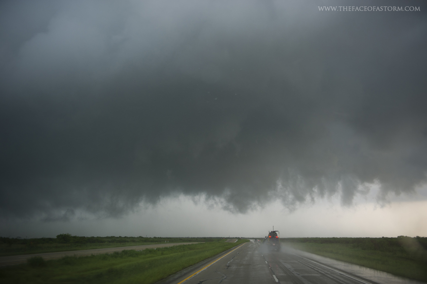 The Face of a Storm Jennifer Brindley Storm Chaser and Weather Photographer 5/7/15 Krum, TX