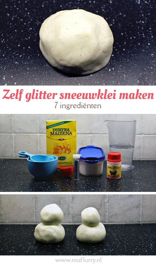 Recept voor sneeuwklei met glitters. Ingrediënten: maïzena, zout, water, cream of tartar, zonnebloemolie en glitters.