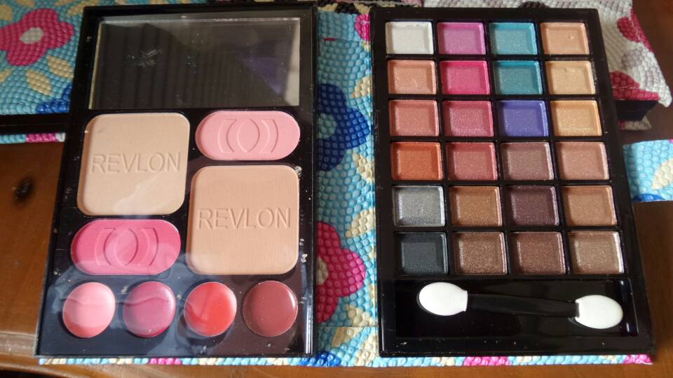 REVLON MAKE UP KIT Revlon DOMPET NAKED ONLINE