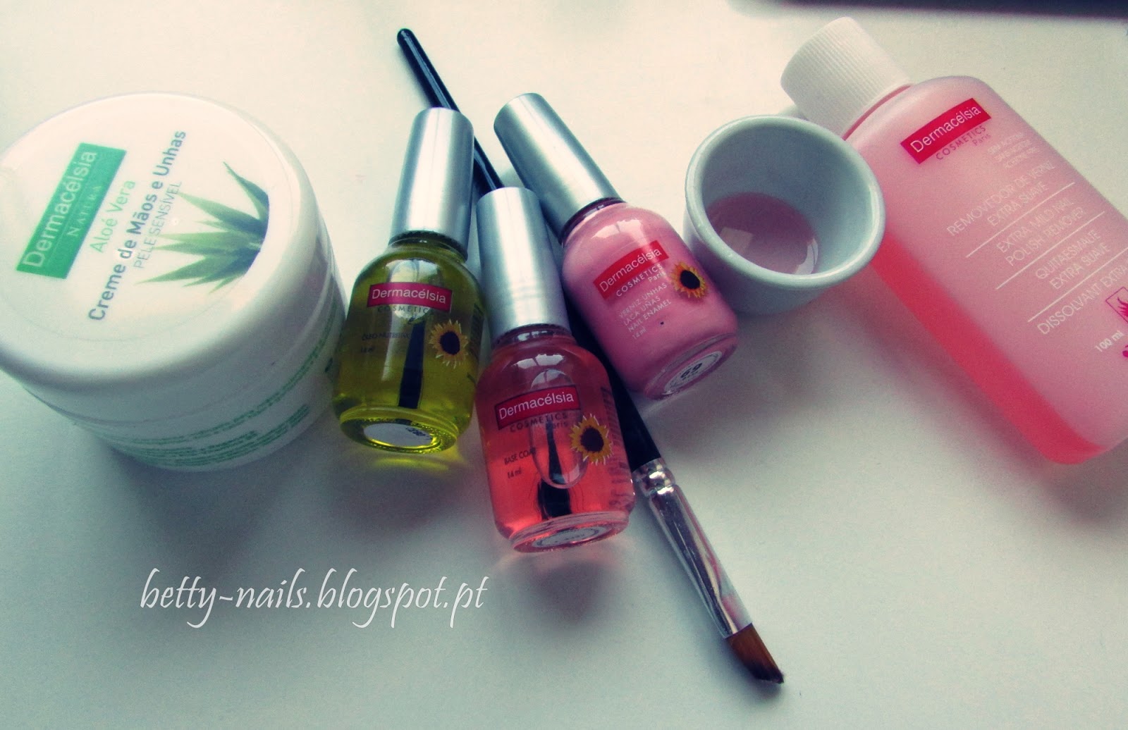 Betty Nails Dermacelsia 69 Ligh Pink , Base Coat, Cuticle Oil