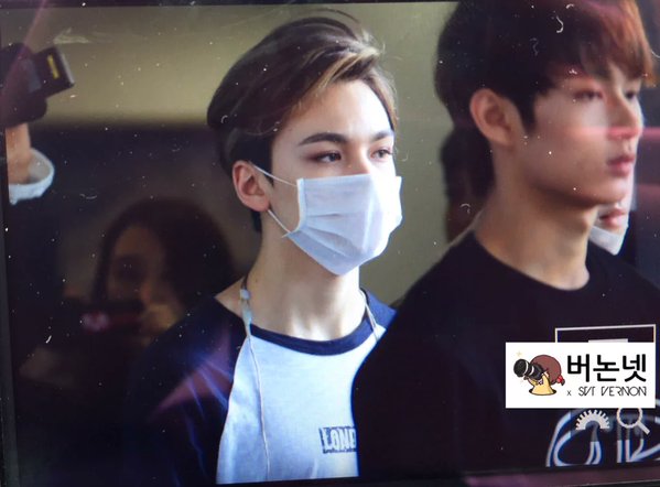 오늘자 세븐틴 버논, 조슈아, 정한 (MAMA 공항) | 인스티즈