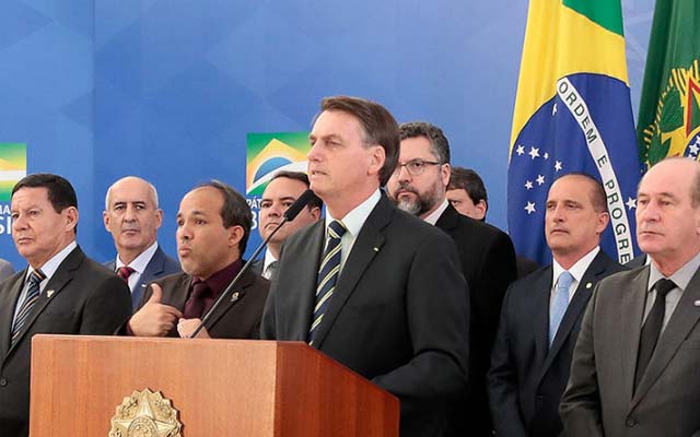 Bolsonaro nega ter pedido informações sobre processos da PF