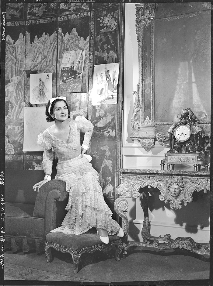 6 rarely seen photographs of Coco Chanel - Vogue Australia