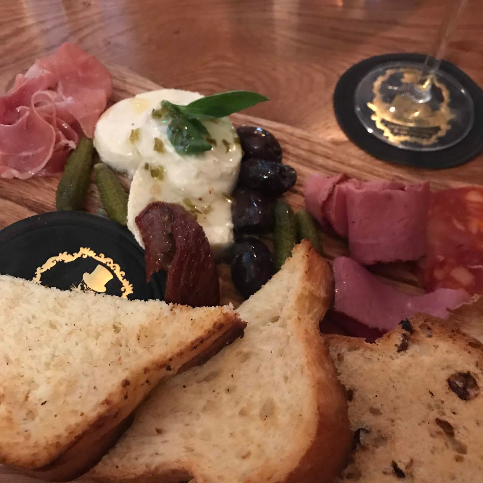 Bottomless Brunch Incognito Winchester