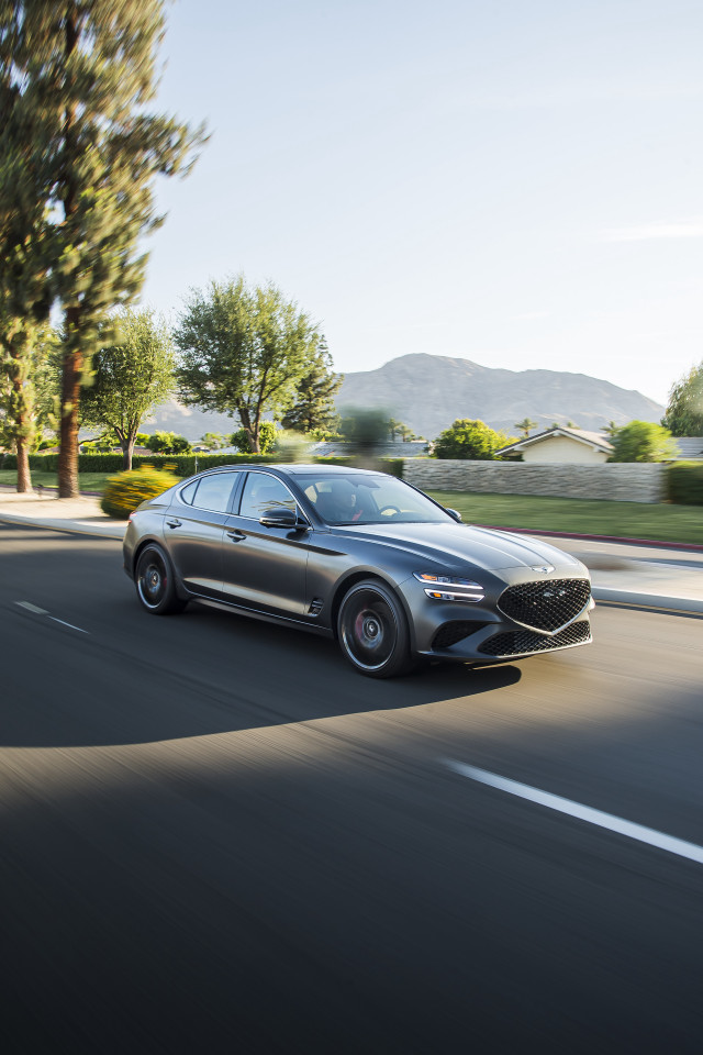 2022 Genesis G70 Review