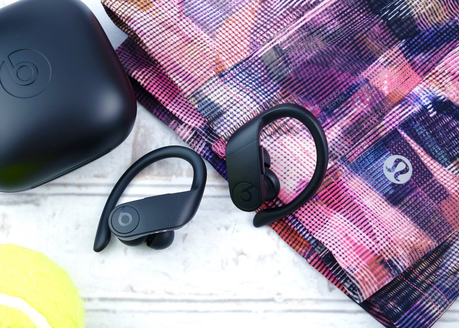 Beats by Dre | Powerbeats Pro Totally Wireless Review | The Happy Sloths: Beauty, Makeup, and Skincare Blog Reviews and Swatches