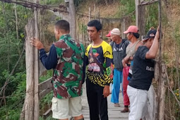 Orang Pencari Ikan di Sungai Hilang di Desa Kalitapen