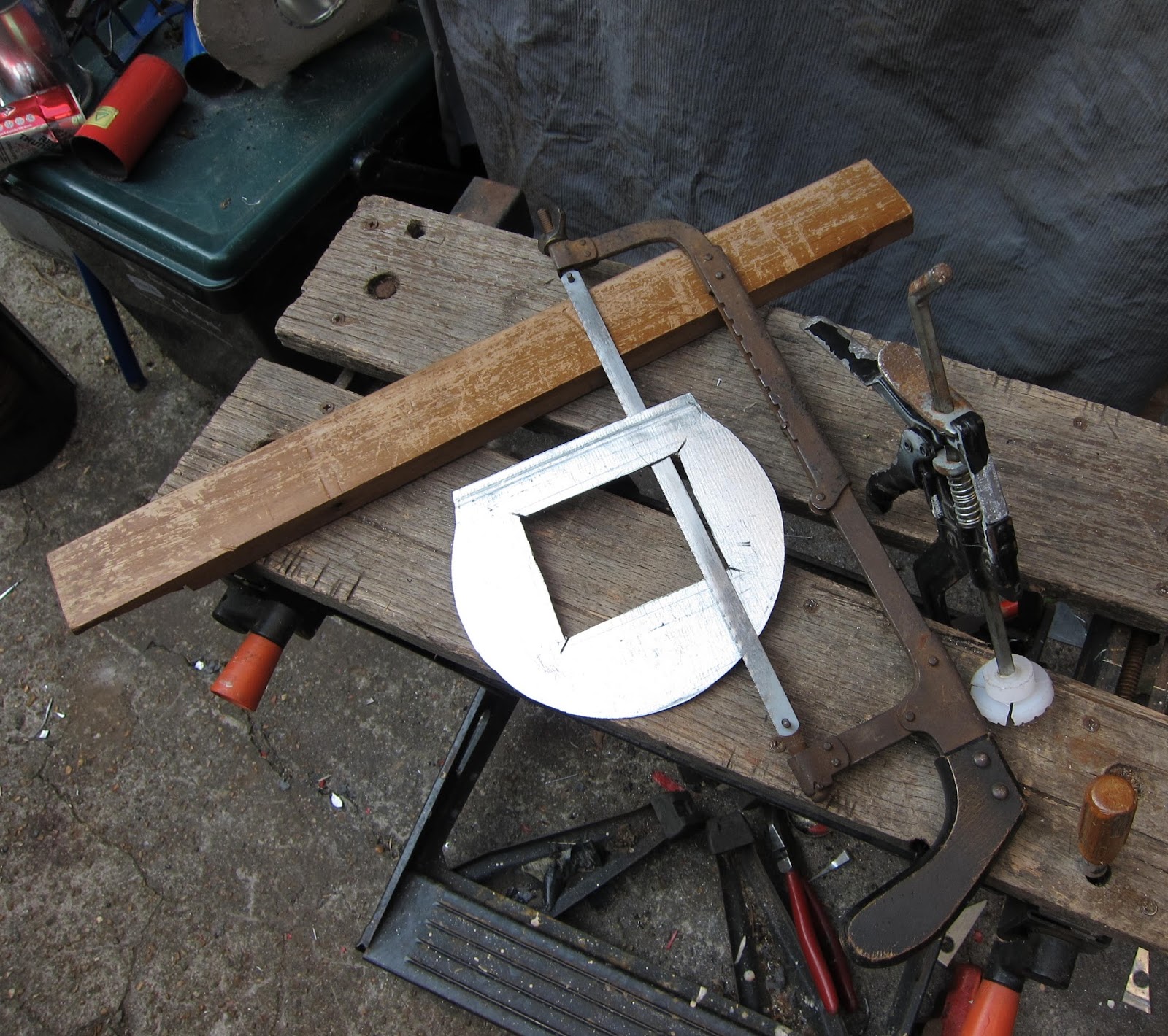 Fire extinguisher wood stove