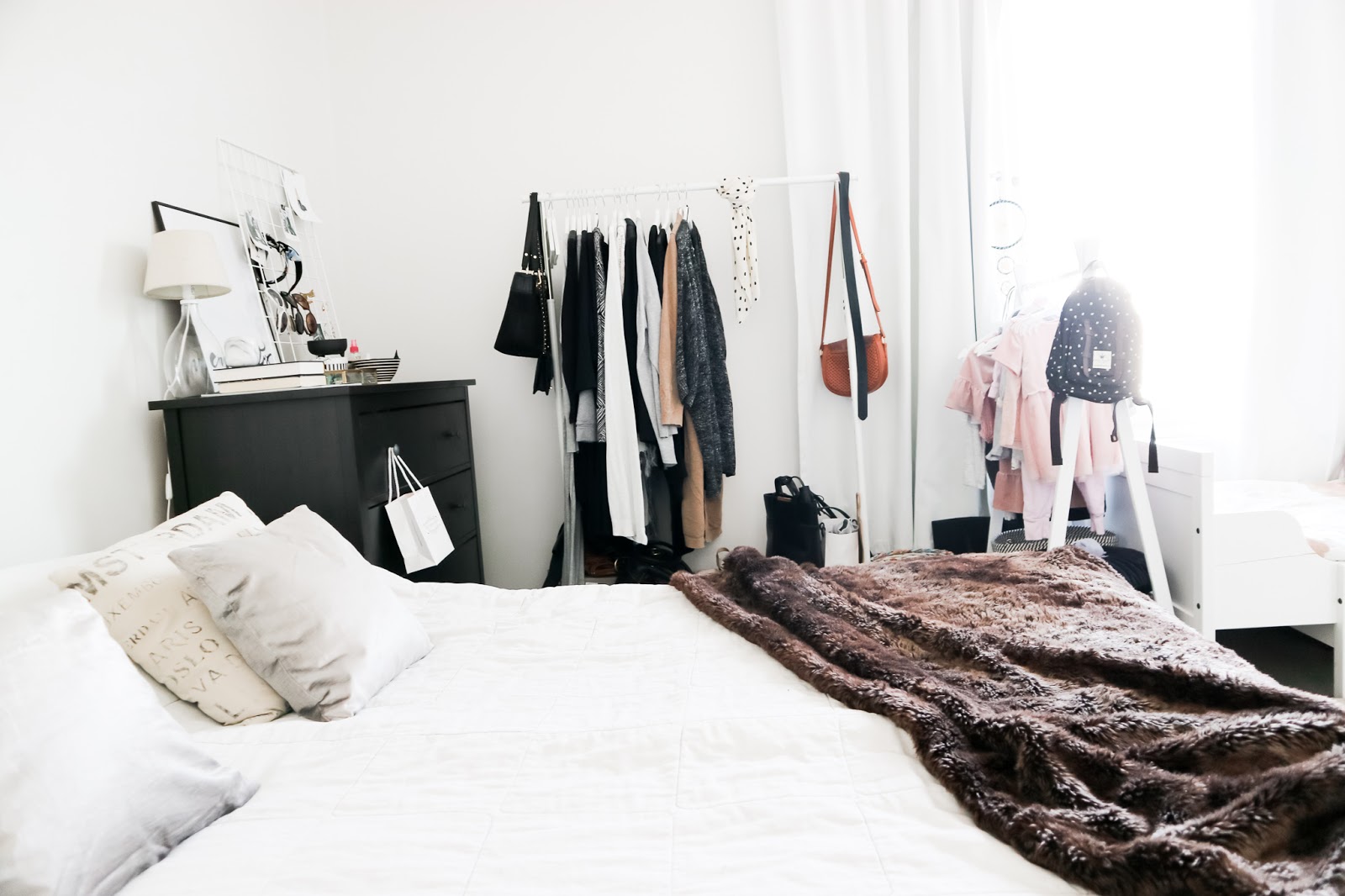 Big mamas home by Jenni S, Sisustushepuli iski makuuhuoneeseen, koti ja sisustus, makuuhuone, sisustusblogi, kaksio,